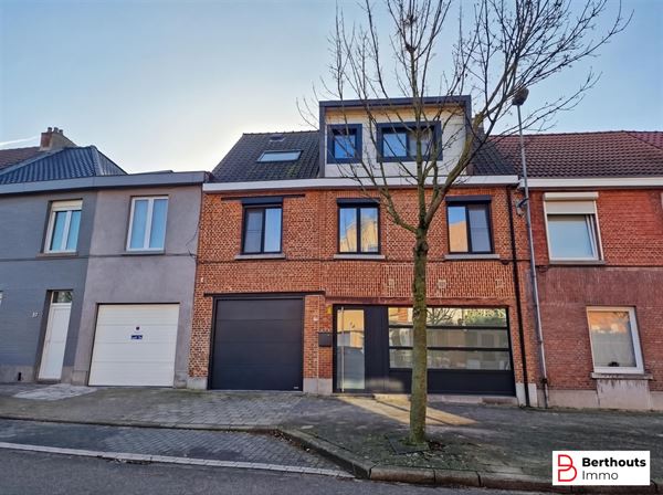 ENERGIEZUINIGE WONING MET GARAGE EN ATELIER