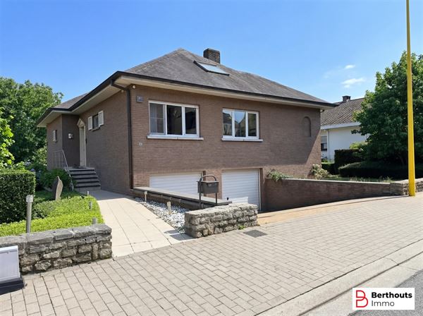 RESIDENTIEEL GELEGEN VILLA OP 6 ARE 79 CA