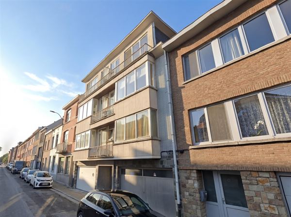 GOED GELEGEN APPARTEMENT VLAKBIJ CENTRUM
