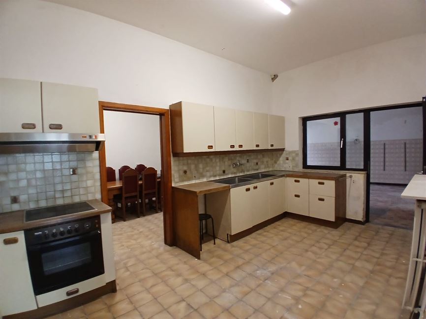 Commerciële ruimte met atelier (583M2)