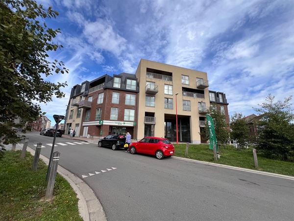Ruim en stijlvol appartement te huur in Residentie IJsfabriek, centrum Strombeek-Bever