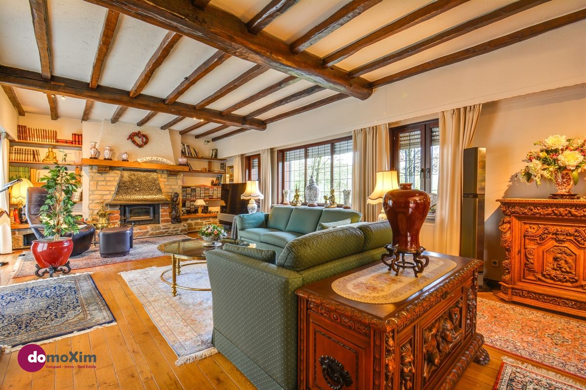 Villa majestueuse avec 3 chambres à coucher sur un terrain spacieux à Hever