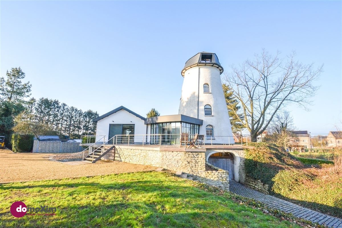 De Oude Korenmolen van Veltem, een unieke villa op een perceel van 47 are