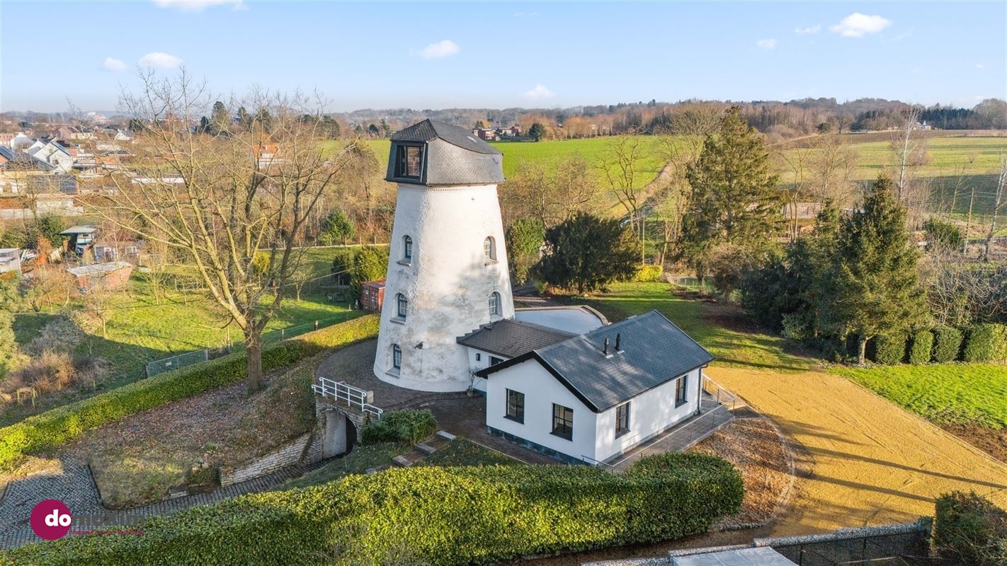 De Oude Korenmolen van Veltem, een unieke villa op een perceel van 47 are