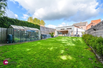 Charmante woning met ruim atelier nabij de vaart in Boortmeerbeek