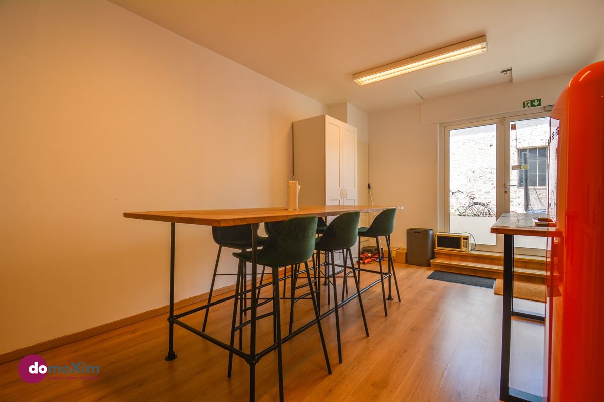 Ideally located commercial property in the center of Zemst
