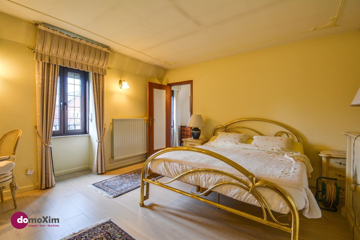 Villa majestueuse avec 3 chambres à coucher sur un terrain spacieux à Hever