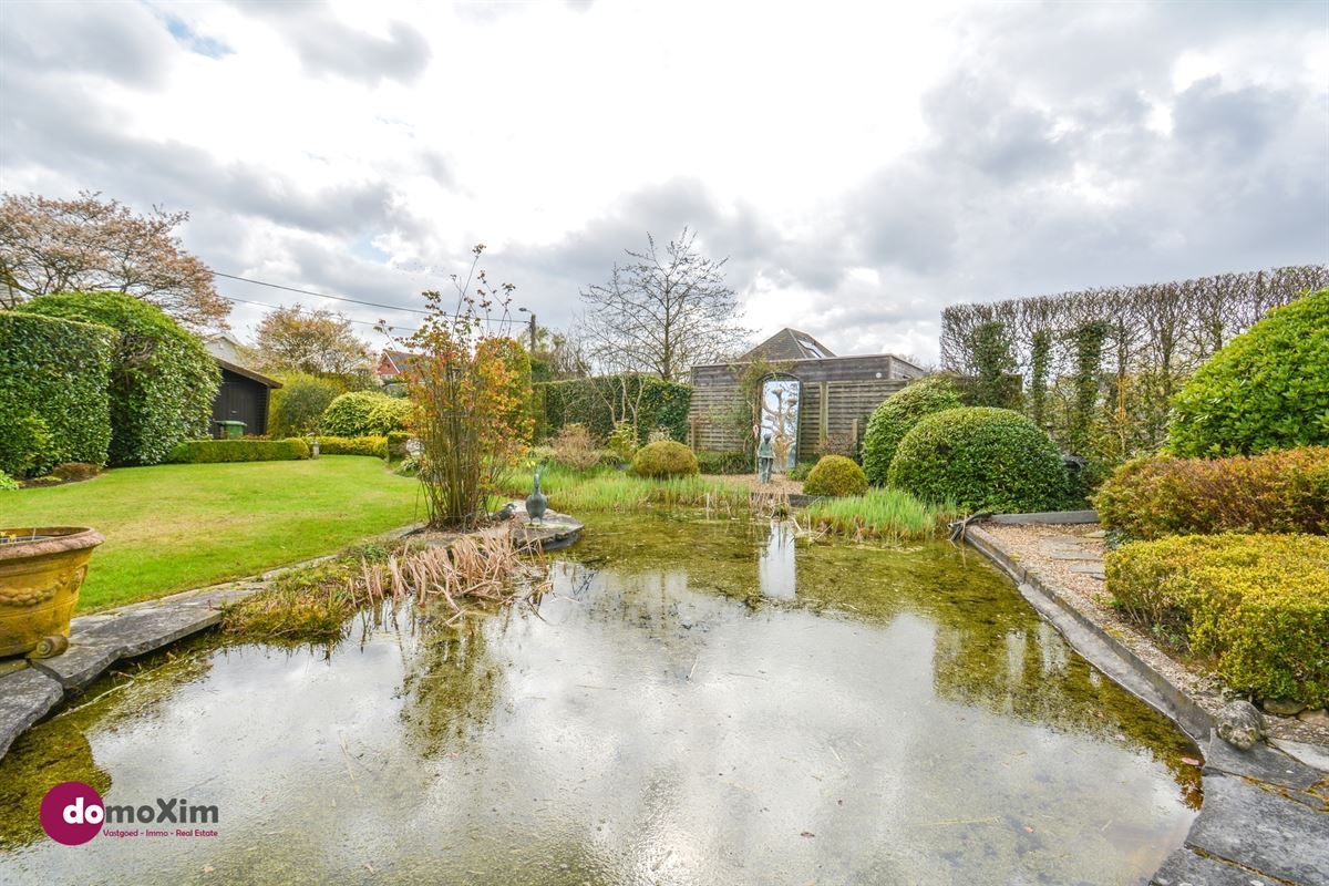 Villa majestueuse avec 3 chambres à coucher sur un terrain spacieux à Hever