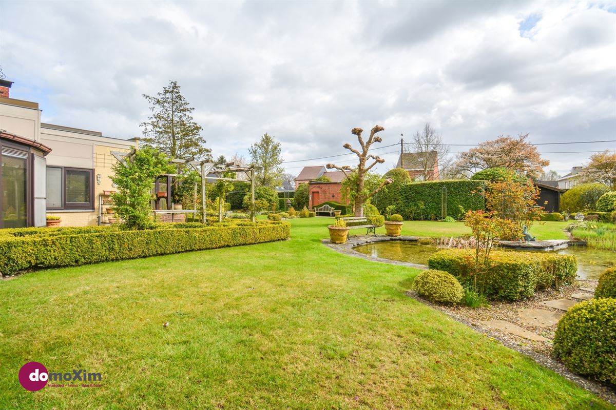 Villa majestueuse avec 3 chambres à coucher sur un terrain spacieux à Hever