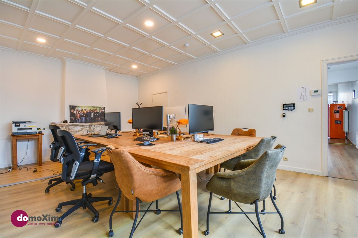 Ideally located commercial property in the center of Zemst