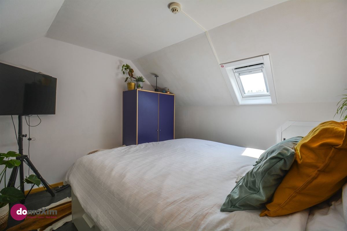 Woning voor gemengd gebruik / opbrengsteigendom nabij het centrum van Muizen