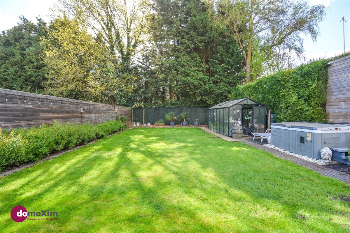 Charmante woning met ruim atelier nabij de vaart in Boortmeerbeek