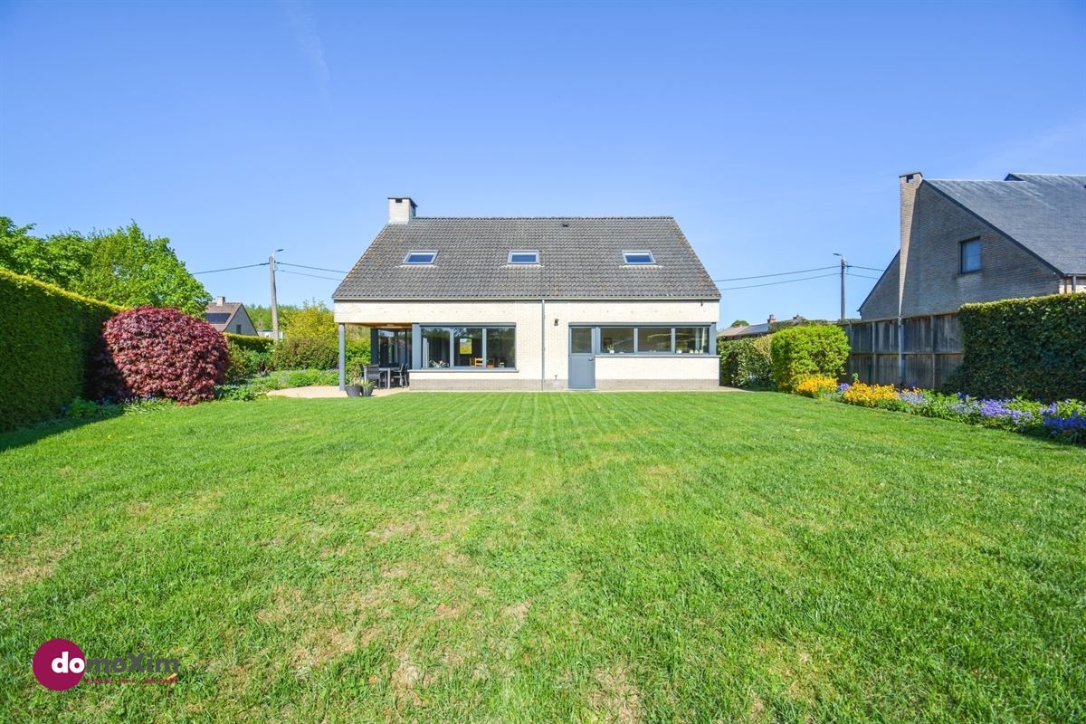 Mooie instapklare woning met 4 slaapkamers in Hever