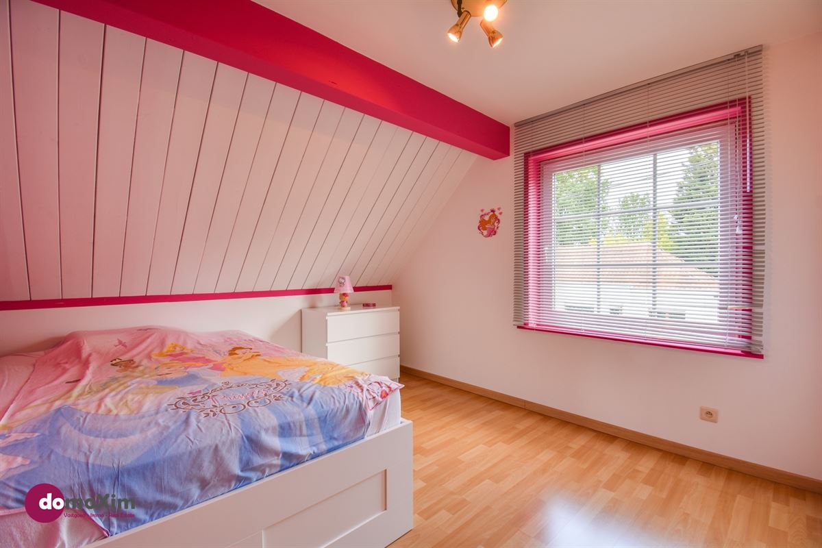 Ruime, moderne open bebouwing in rustige residentiële buurt in Elewijt