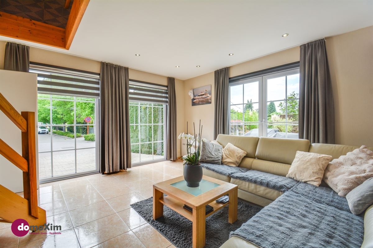 Spacious modern open building in quiet residential area in Elewijt