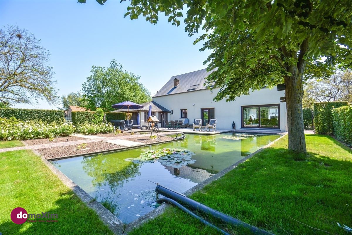 Spacious move-in ready family home in a unique location in Herent