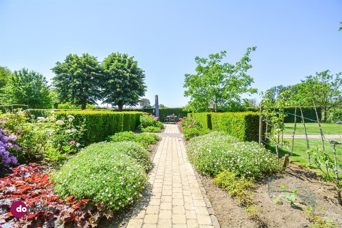 Spacious move-in ready family home in a unique location in Herent