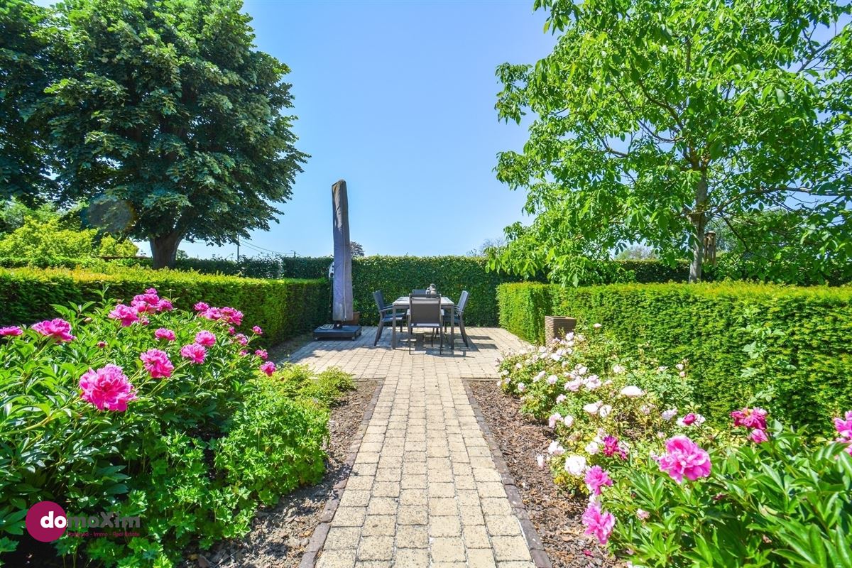 Spacious move-in ready family home in a unique location in Herent