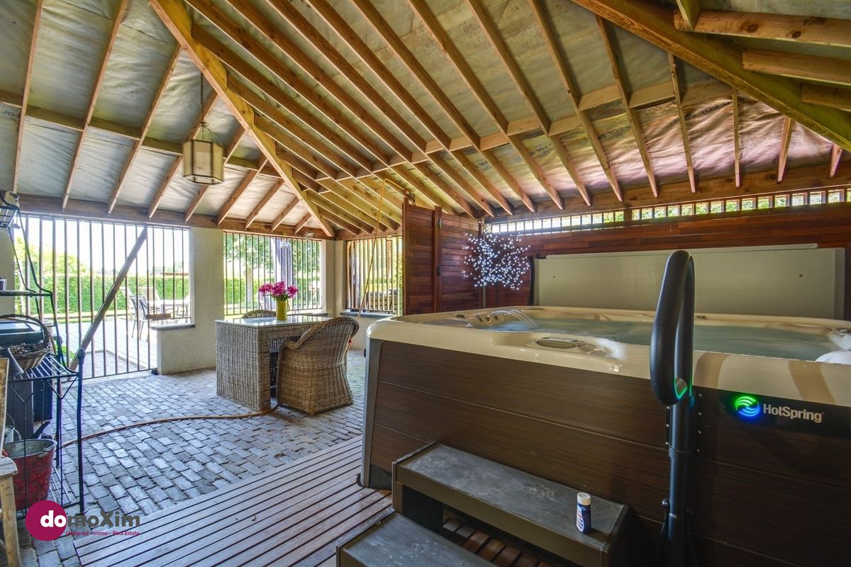 Spacious move-in ready family home in a unique location in Herent
