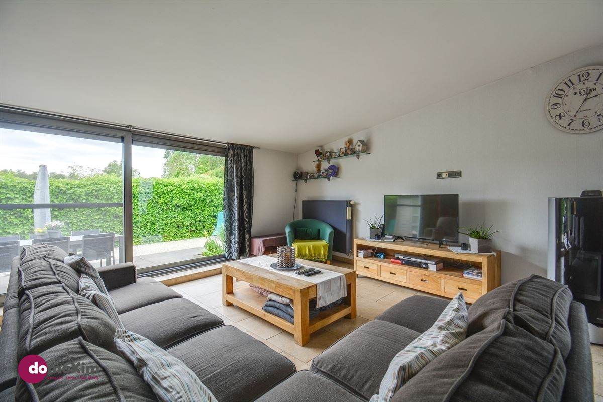 Woning met handelsruimte op een gunstige locatie in Kampenhout