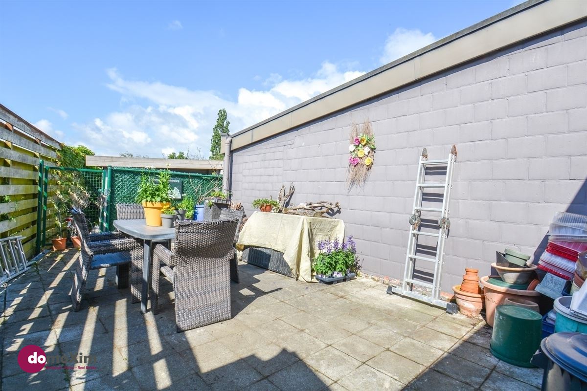 Woning met handelsruimte op een gunstige locatie in Kampenhout