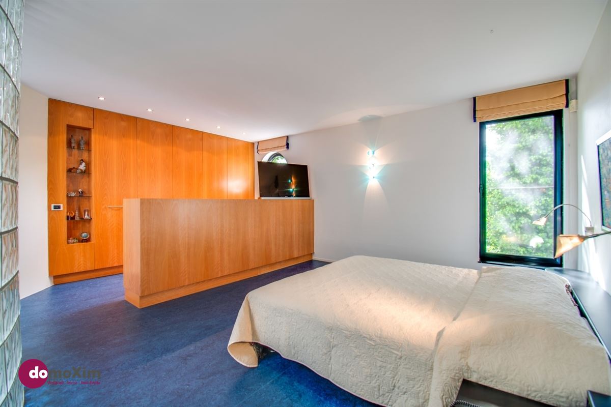 Architecturale parel in de Lievekensbossen in Schiplaken