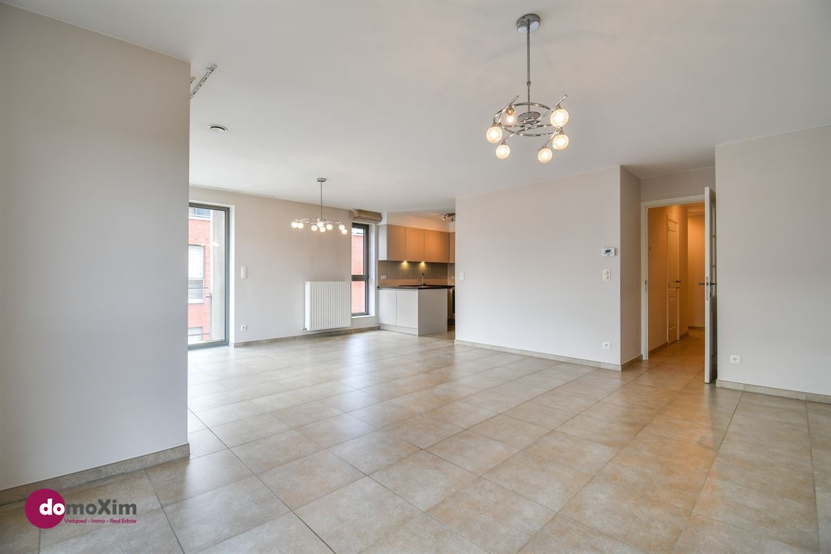Move-in-ready 3-bedroom apartment with parking in the heart of Boortmeerbeek
