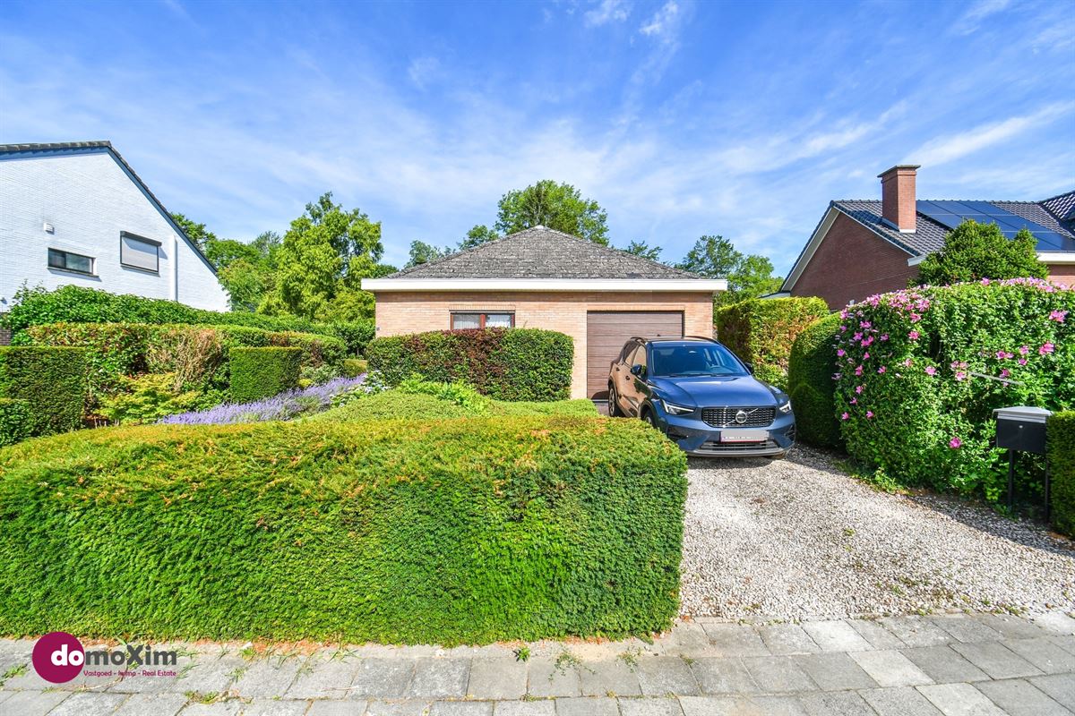 Single-story living with a lovely garden in the heart of Boortmeerbeek!