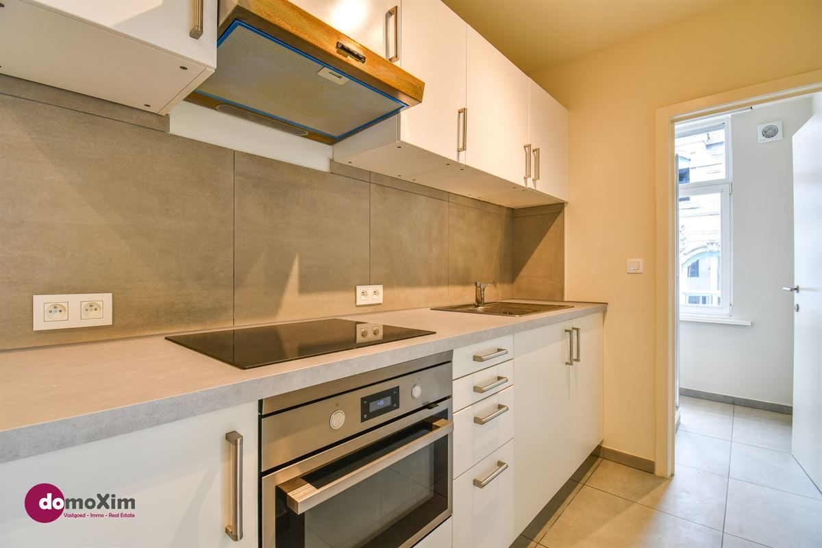 Investment property with 3 apartments and commercial space in downtown Mechelen