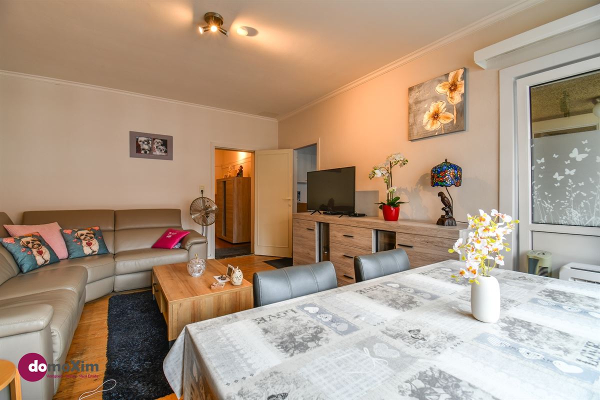 Attractive Investment Property with 3 Apartments and a Let Commercial Unit in a Prime Location in Mechelen