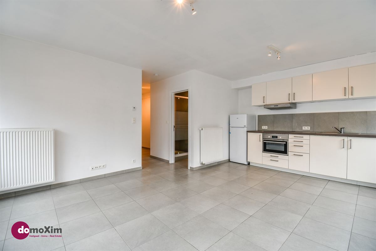 Investment property with 3 apartments and commercial space in downtown Mechelen