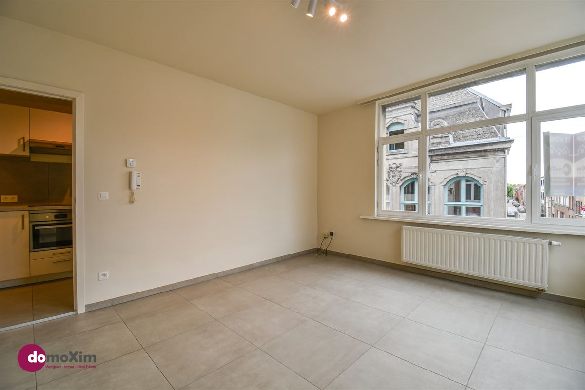 Investment property with 3 apartments and commercial space in downtown Mechelen