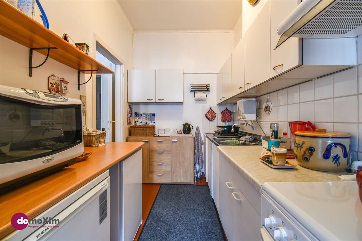 Attractive Investment Property with 3 Apartments and a Let Commercial Unit in a Prime Location in Mechelen