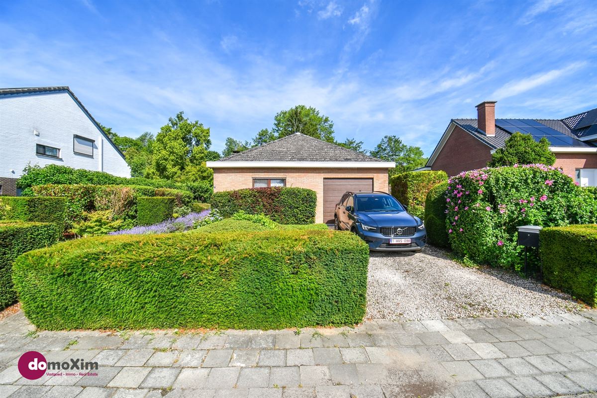 Single-story living with a lovely garden in the heart of Boortmeerbeek!