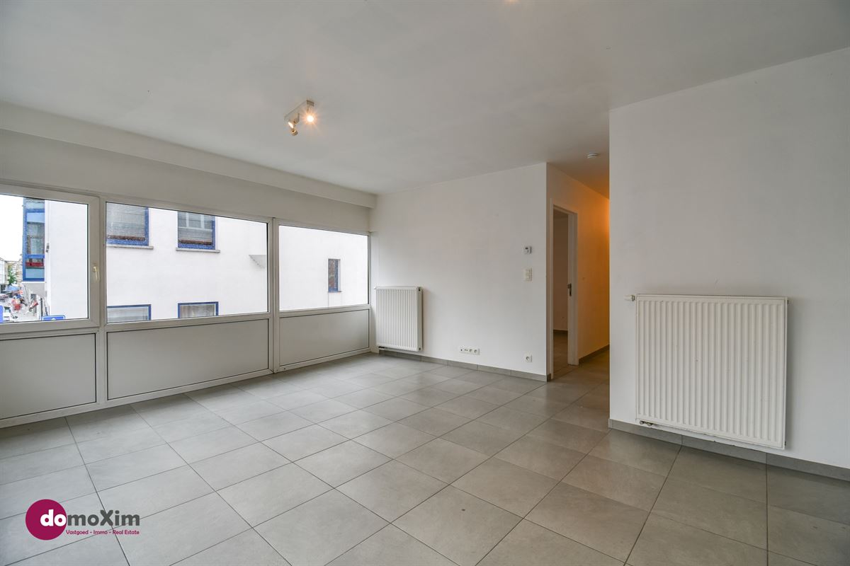 Investment property with 3 apartments and commercial space in downtown Mechelen