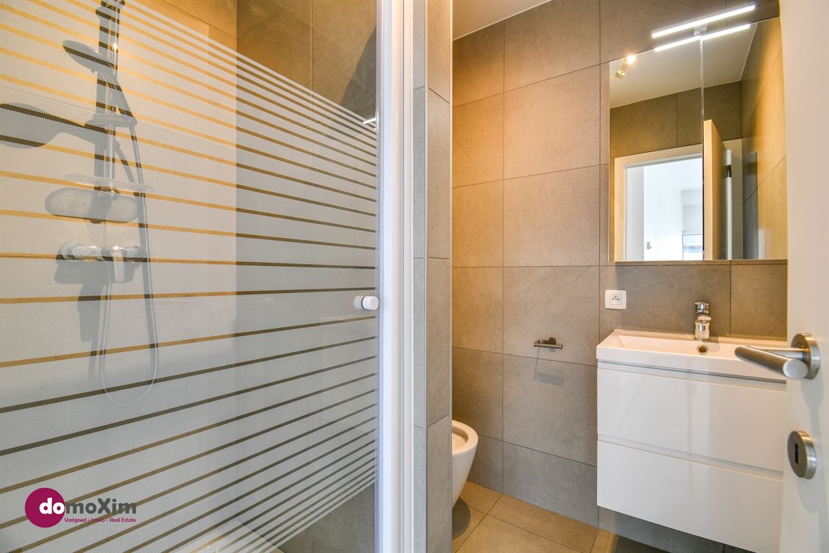 Investment property with 3 apartments and commercial space in downtown Mechelen
