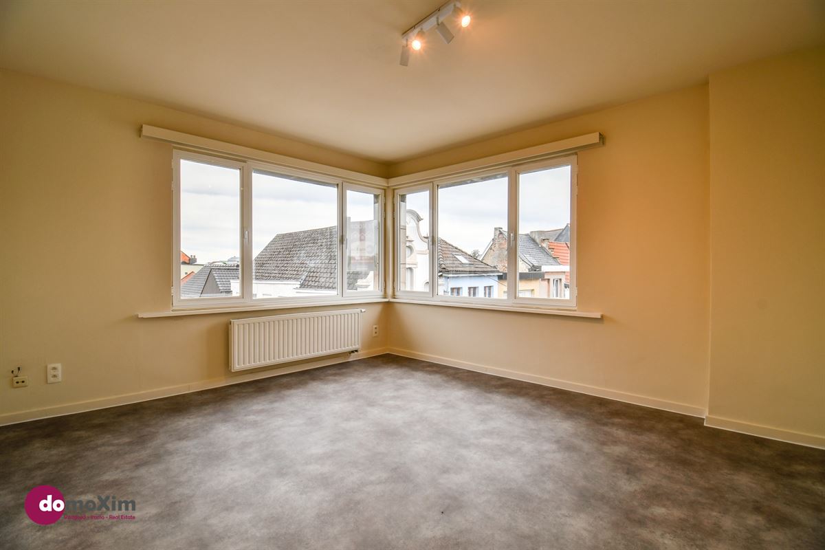 Investment property with 3 apartments and commercial space in downtown Mechelen