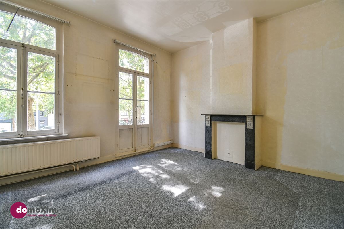 Charmante maison de maître à rénover avec jardin urbain, près du centre de Malines