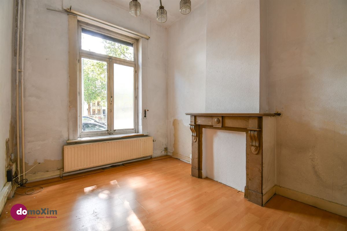 Charmante maison de maître à rénover avec jardin urbain, près du centre de Malines