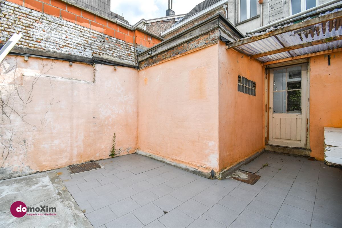 Charmante maison de maître à rénover avec jardin urbain, près du centre de Malines