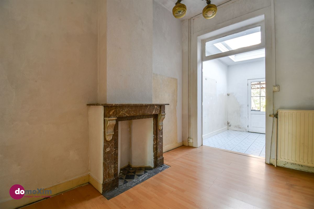 Charmante maison de maître à rénover avec jardin urbain, près du centre de Malines