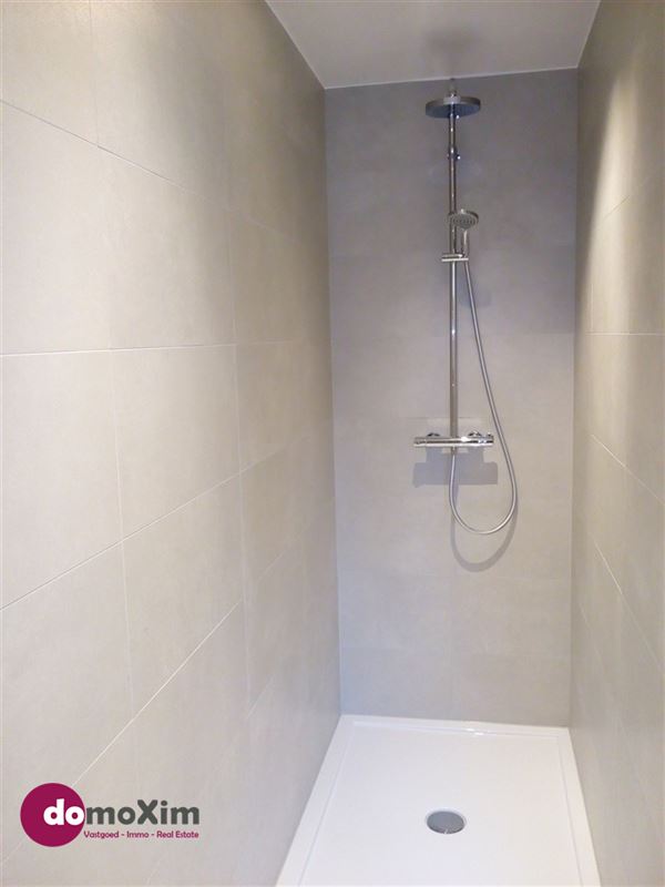 Modern 2-bedroom home with a spacious yard located in a residential neighborhood in Tervuren