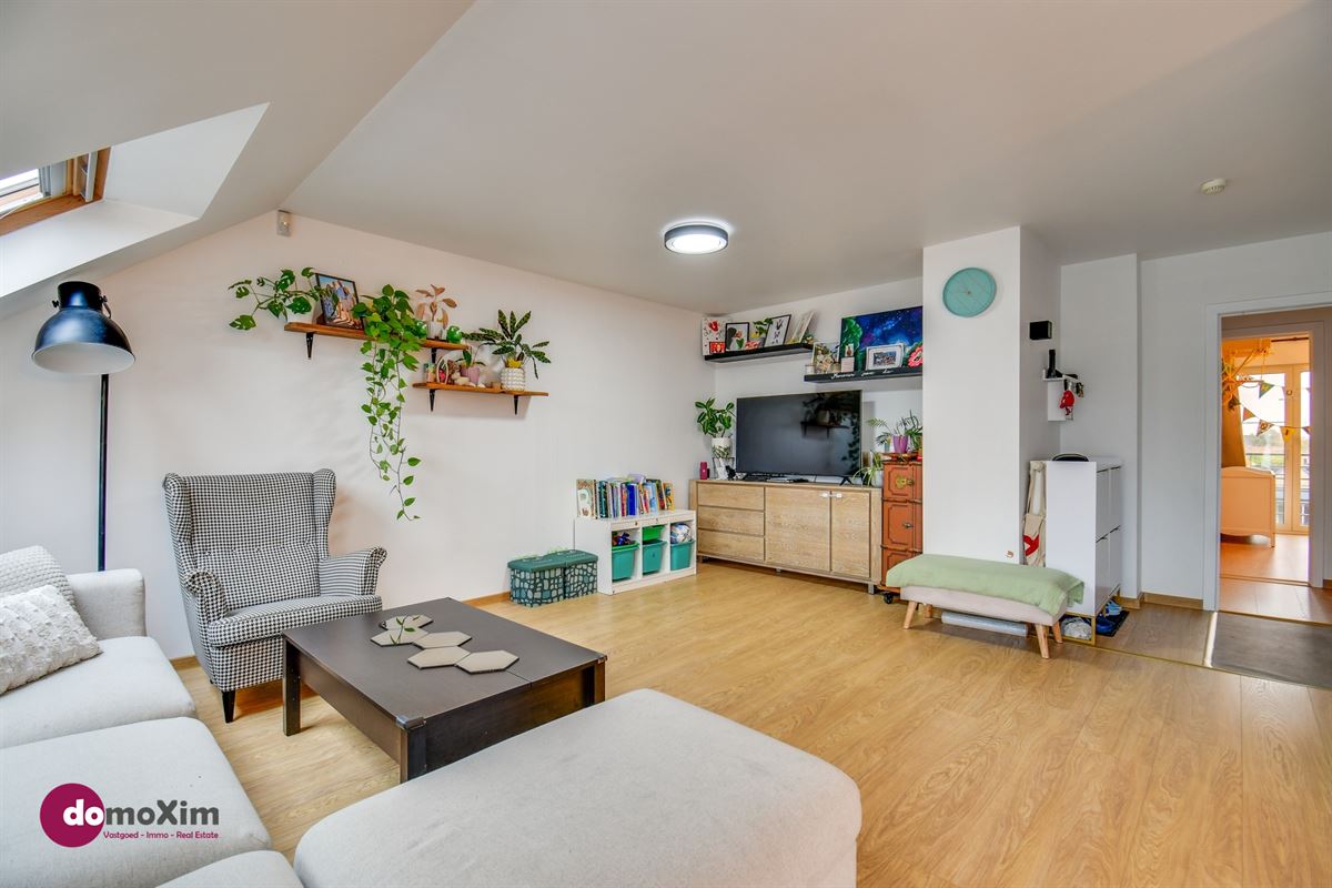 Spacious 3-bedroom apartment with 2 terraces and a garage in Vilvoorde