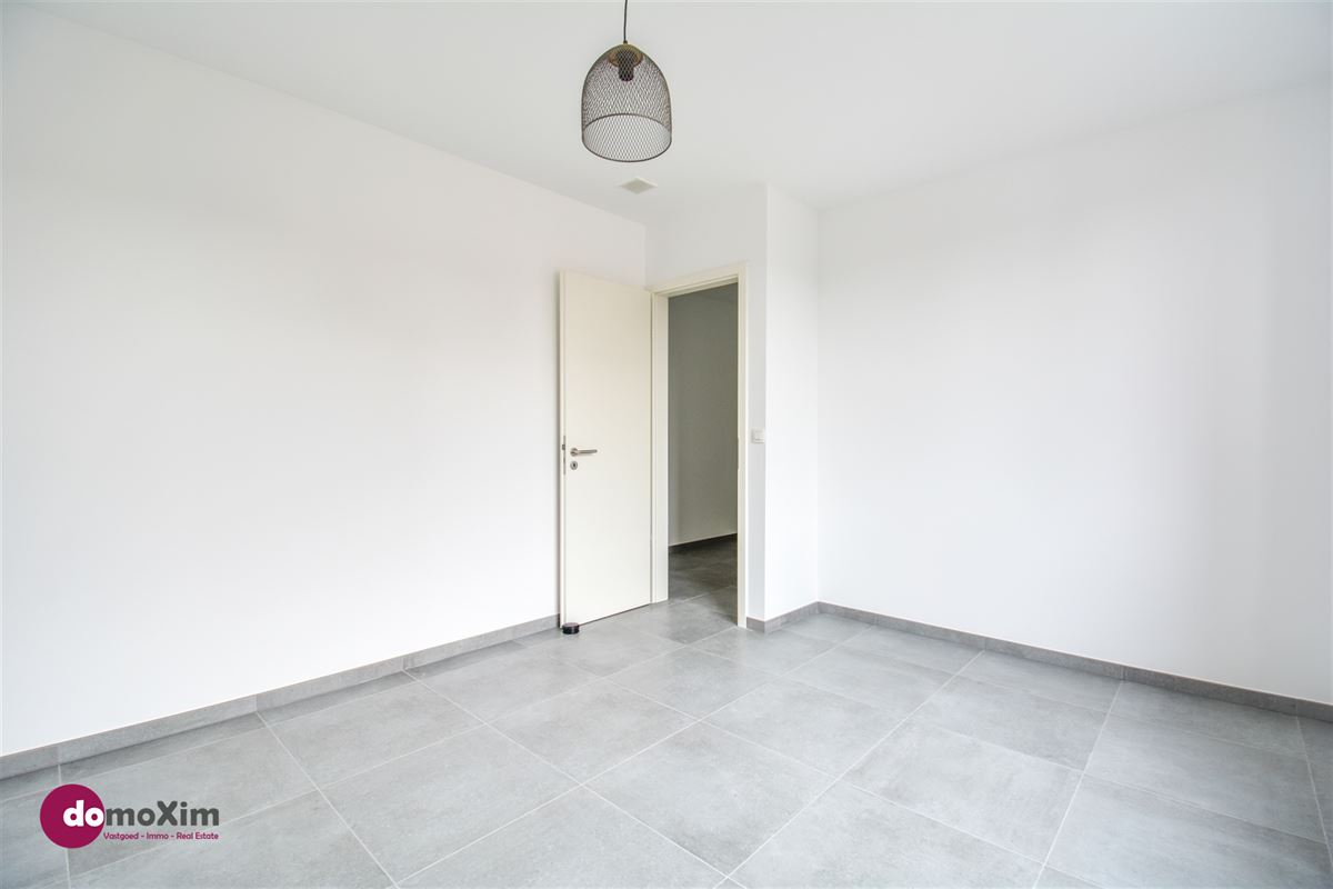 Luminous newly built apartment with two bedrooms near Leuven