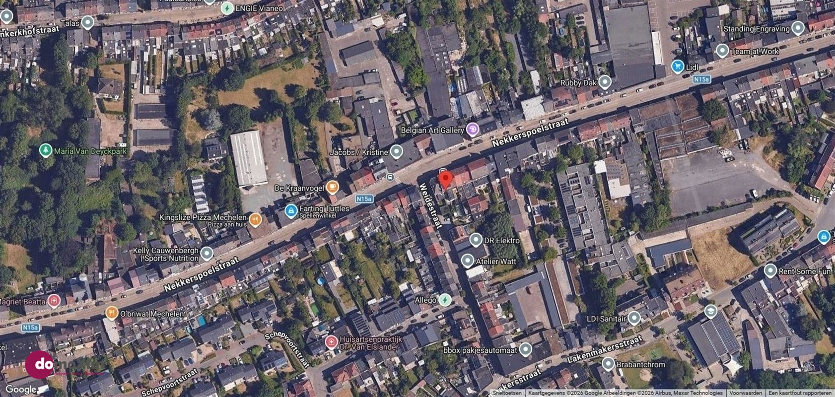 Karaktervolle herenwoning met vier slaapkamers en terras