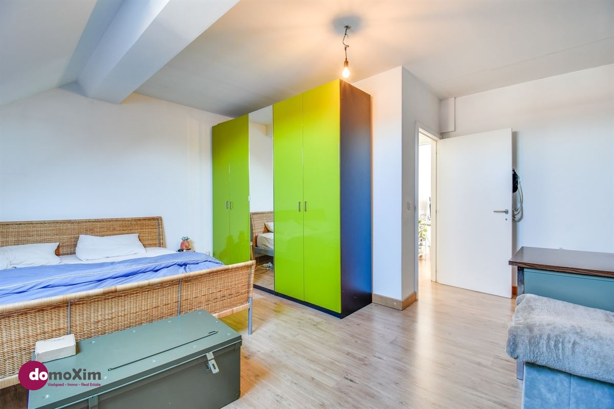 Karaktervolle herenwoning met vier slaapkamers en terras