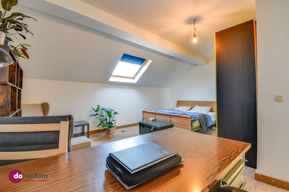 Karaktervolle herenwoning met vier slaapkamers en terras
