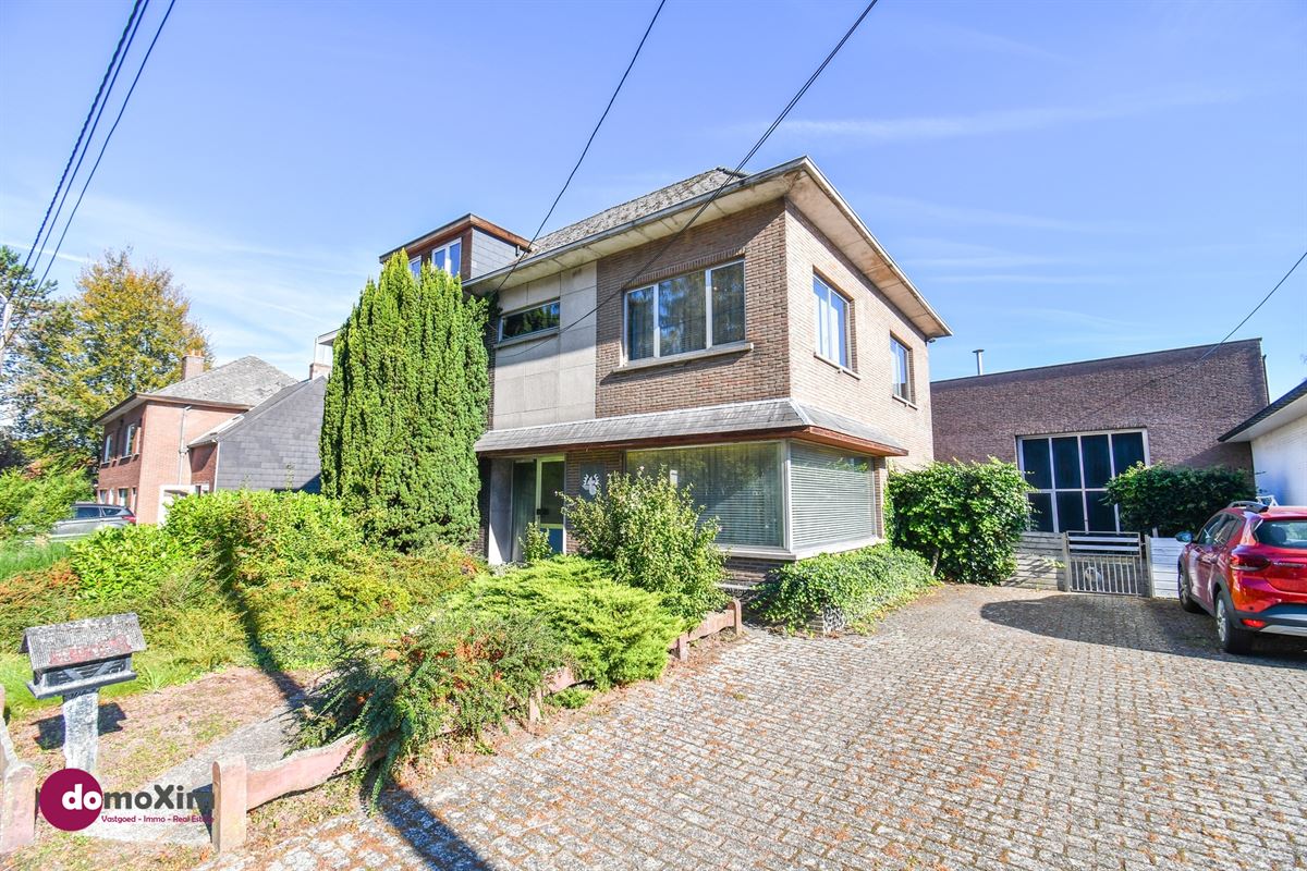 Maison à rénover avec du potentiel à Onze-Lieve-Vrouw-Waver