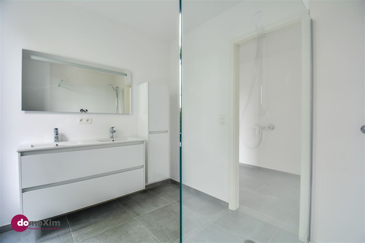 Luminous newly built apartment with two bedrooms near Leuven
