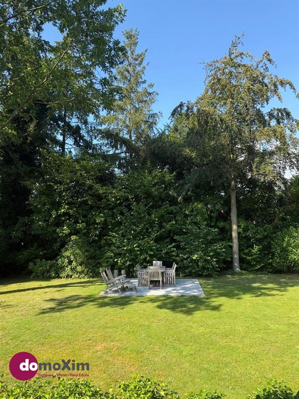 Instapklare woning met prachtige tuin in de Lievekensbossen